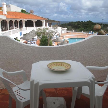 Apartamentos Salema Praia Club Luaran gambar