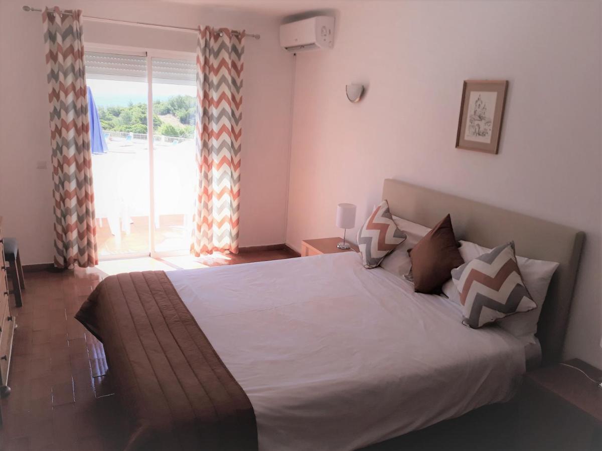 Apartamentos Salema Praia Club Luaran gambar