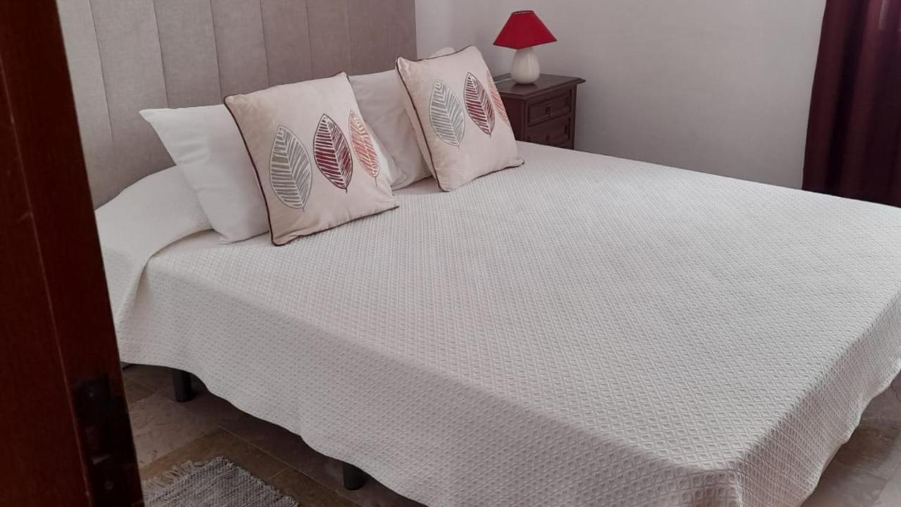 Apartamentos Salema Praia Club Luaran gambar
