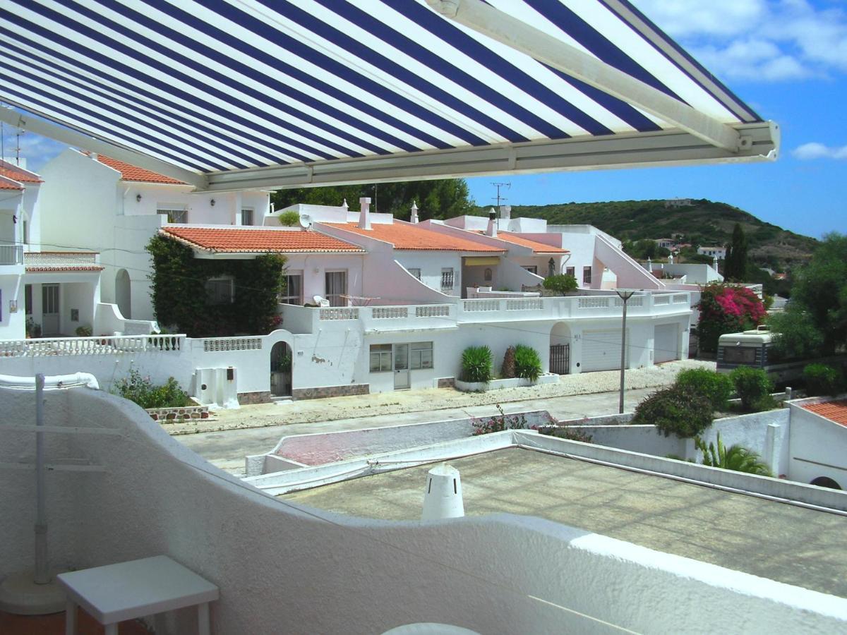 Apartamentos Salema Praia Club Luaran gambar
