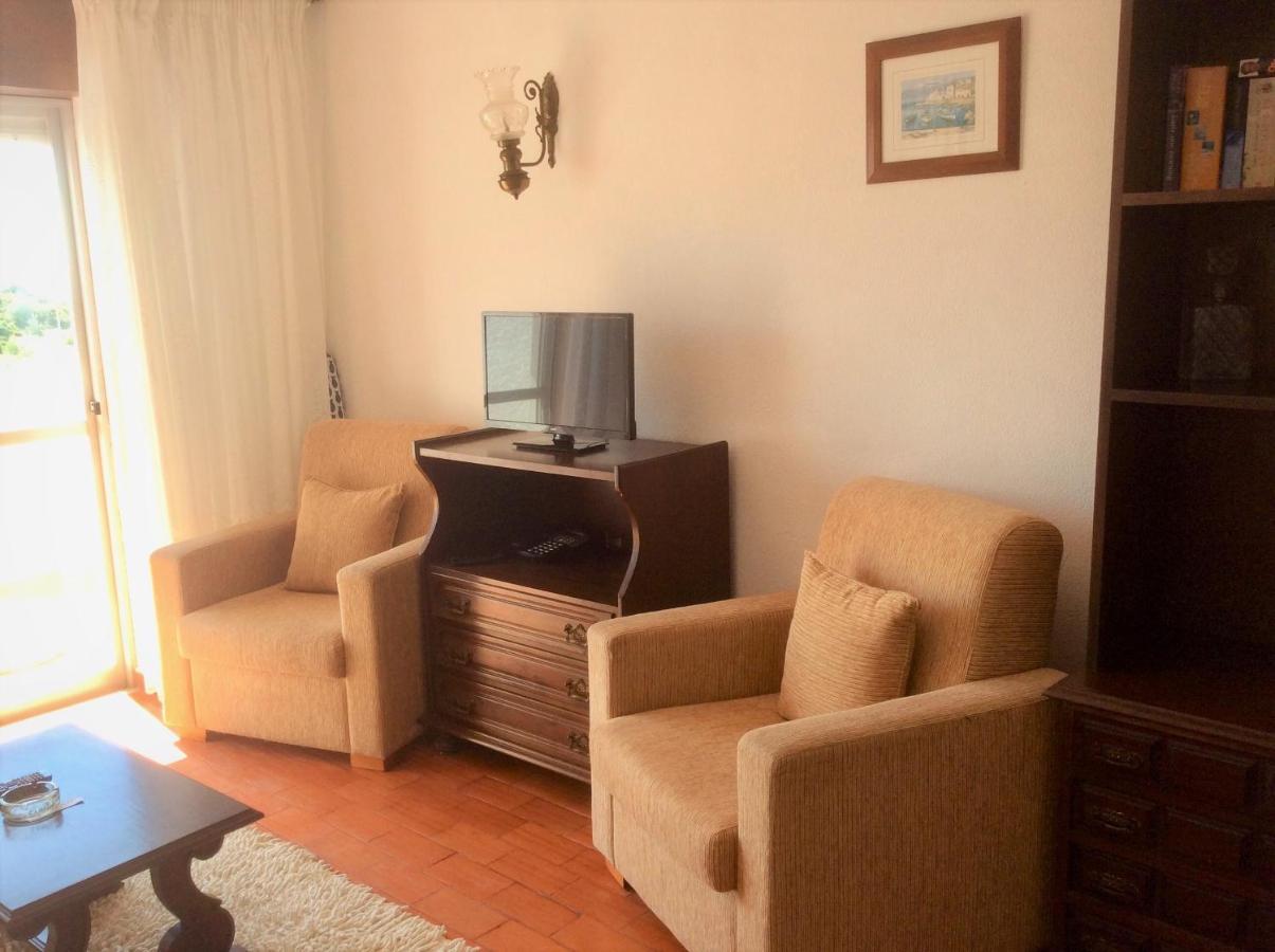 Apartamentos Salema Praia Club Luaran gambar