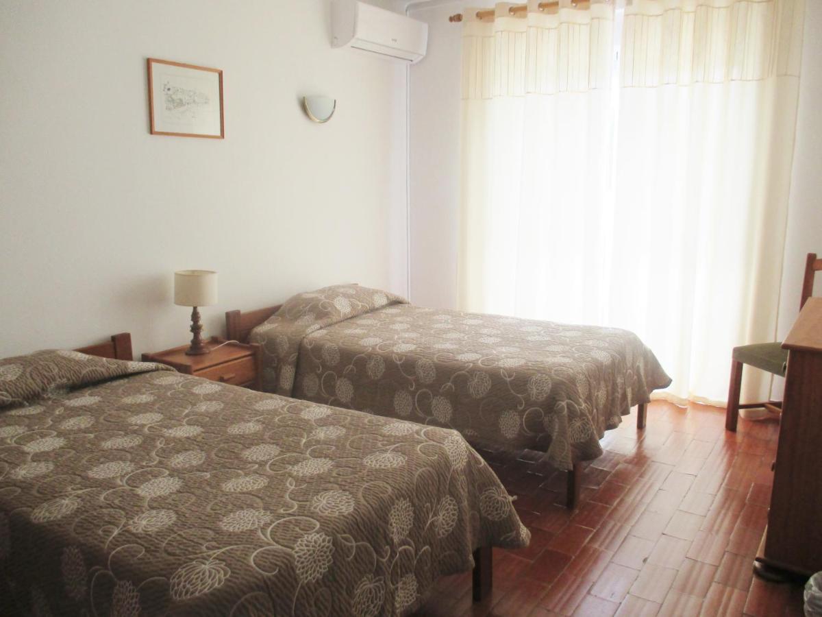 Apartamentos Salema Praia Club Luaran gambar