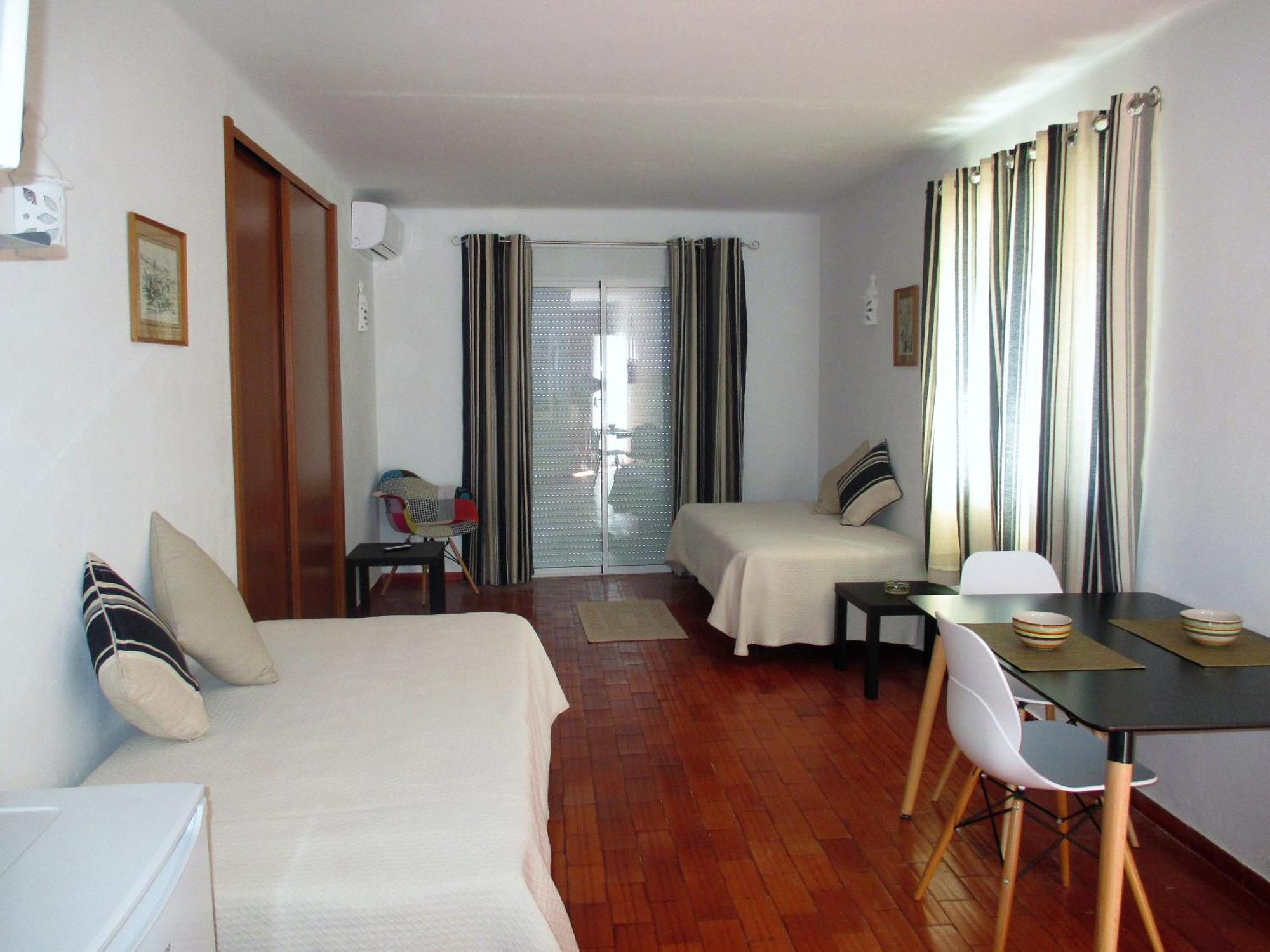 Apartamentos Salema Praia Club Luaran gambar