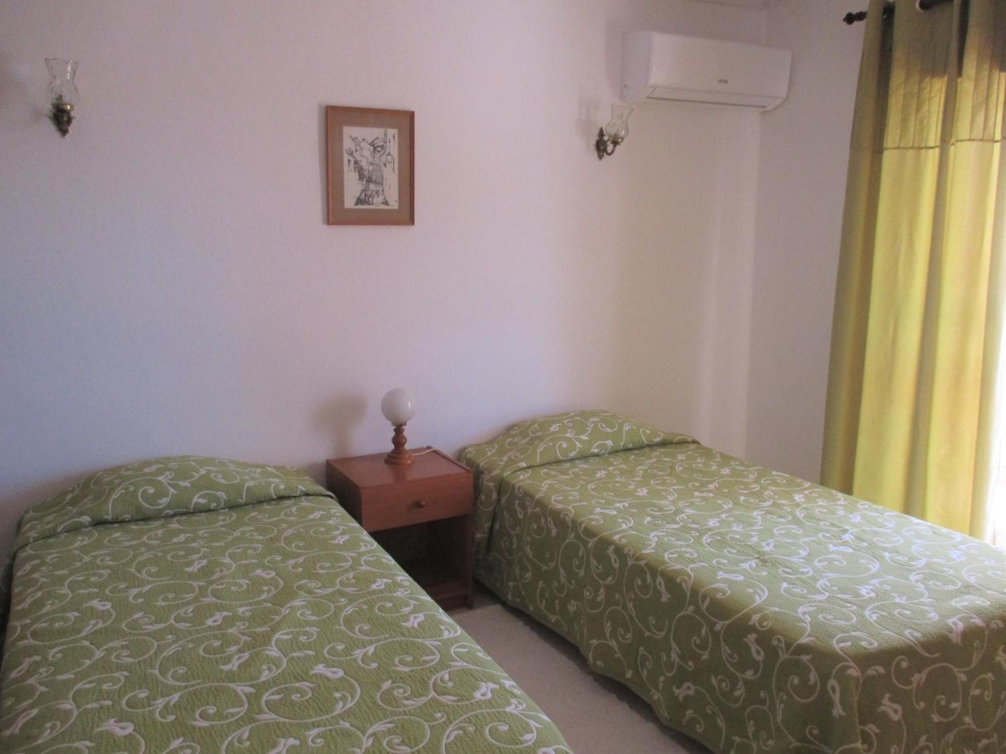 Apartamentos Salema Praia Club Luaran gambar