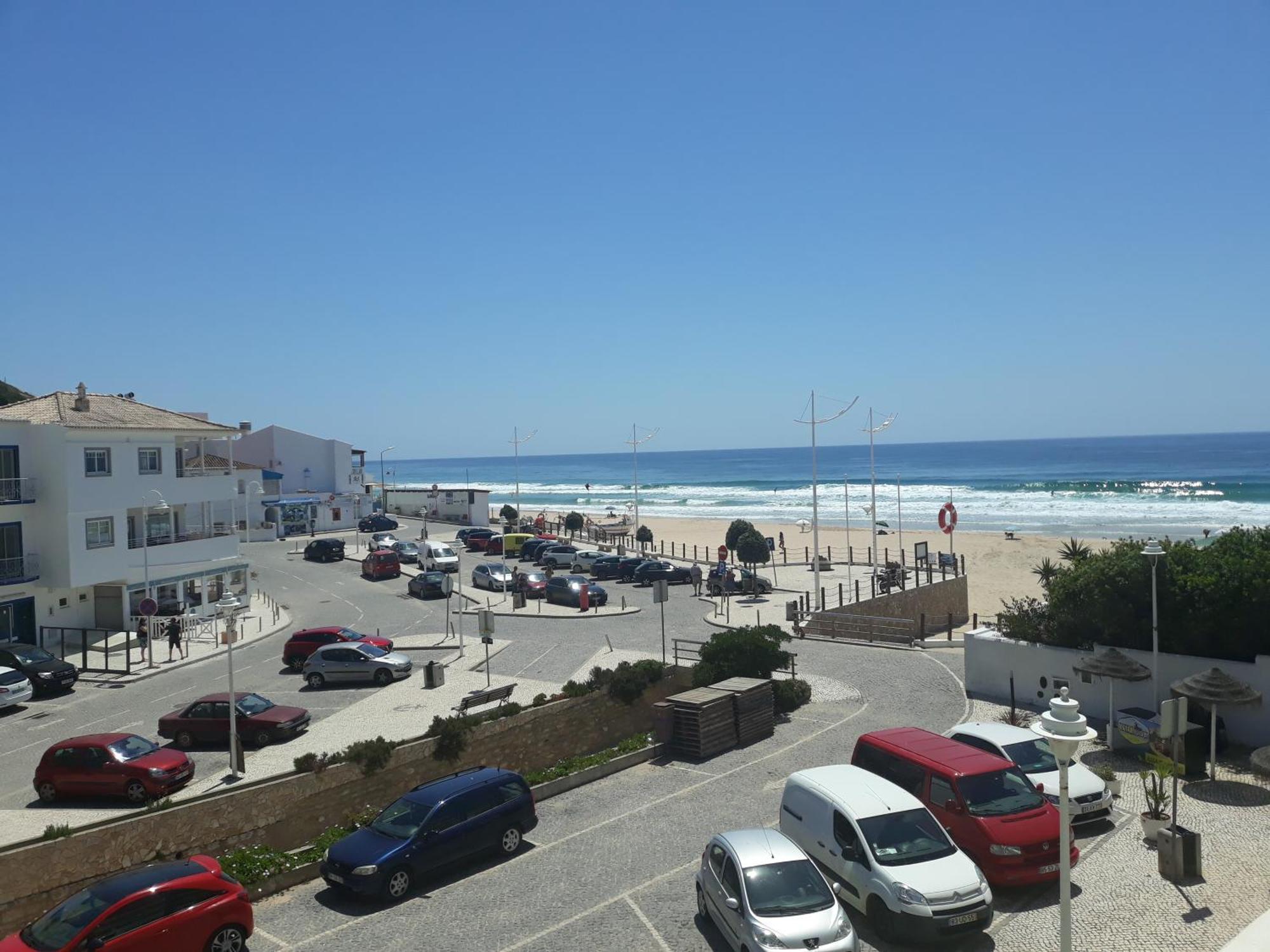 Apartamentos Salema Praia Club Luaran gambar