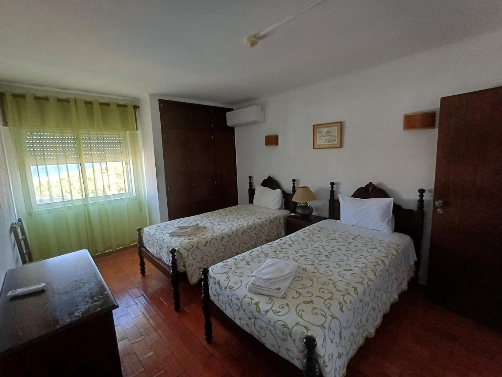 Apartamentos Salema Praia Club Luaran gambar