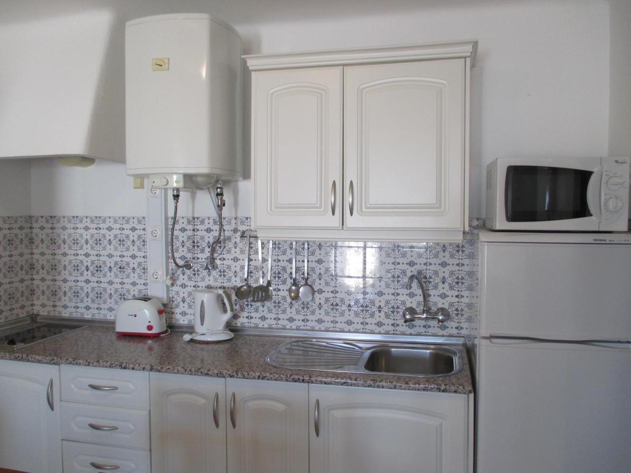 Apartamentos Salema Praia Club Luaran gambar