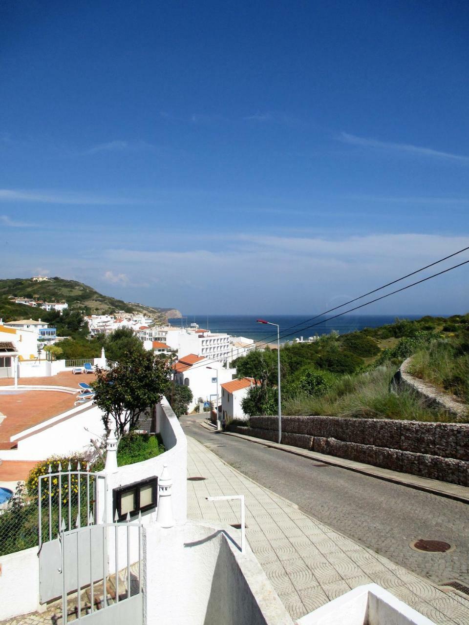 Apartamentos Salema Praia Club Luaran gambar